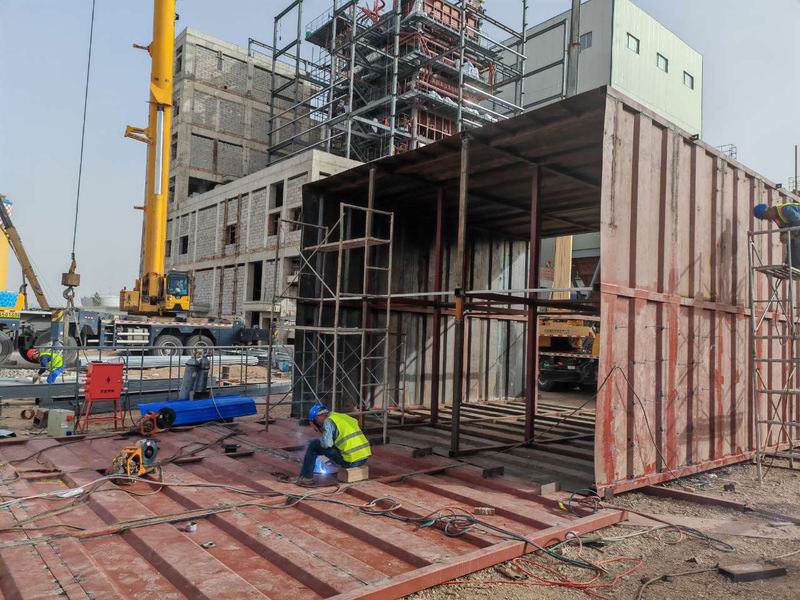 不畏“烤”验,坚守一线!防暑降温,保障安全